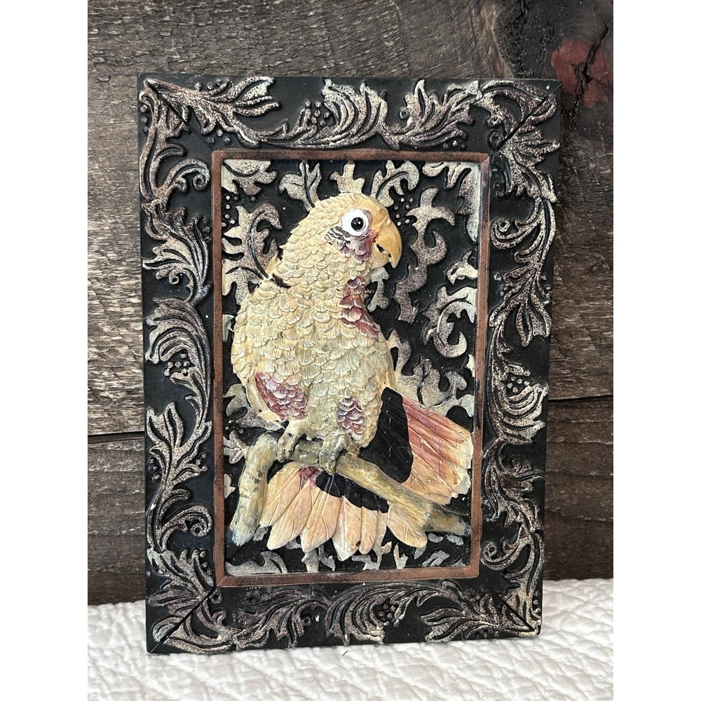 Vintage Wall Plaque Set Of 1 - 3D Bird Parrot Pictures‎ 7 x 5 Inches
